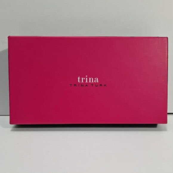 TRINA TURK Wallet Zip Around Vibrant PINK Floral Pattern BRAND-NEW w/tags - Picture 4 of 9